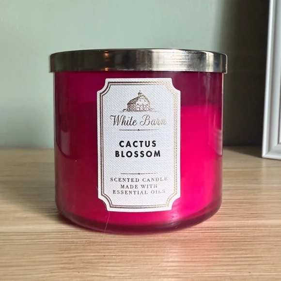 Bath & Body Works Cactus Blossom 3-Wick Candle - Picture 1 of 5